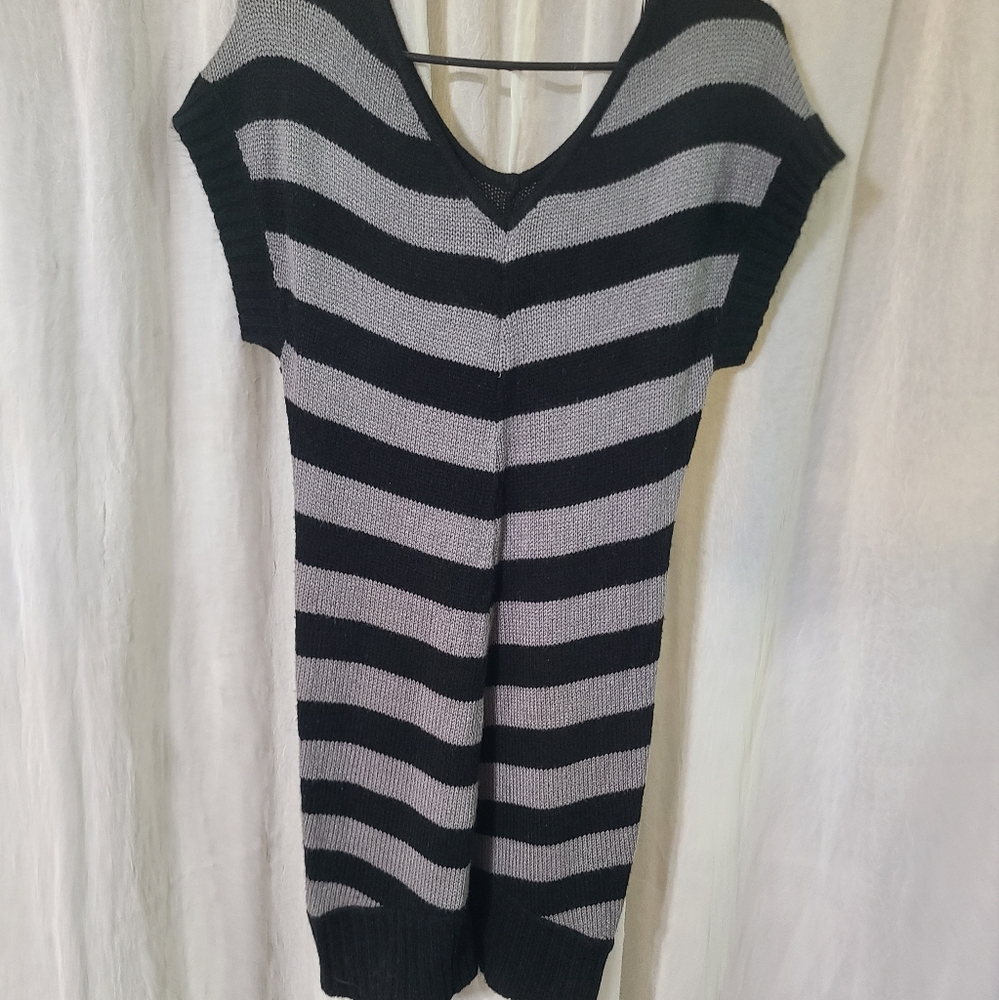Medium Gray/Black Stripped dress